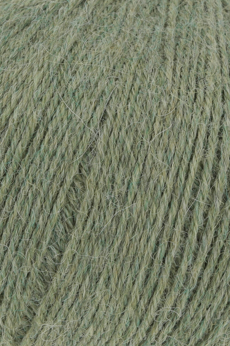 Lang Yarns Alpaca Soxx 4-ply Yarn, 390m / 100g – Light Olive Mélange (0097), yarn texture