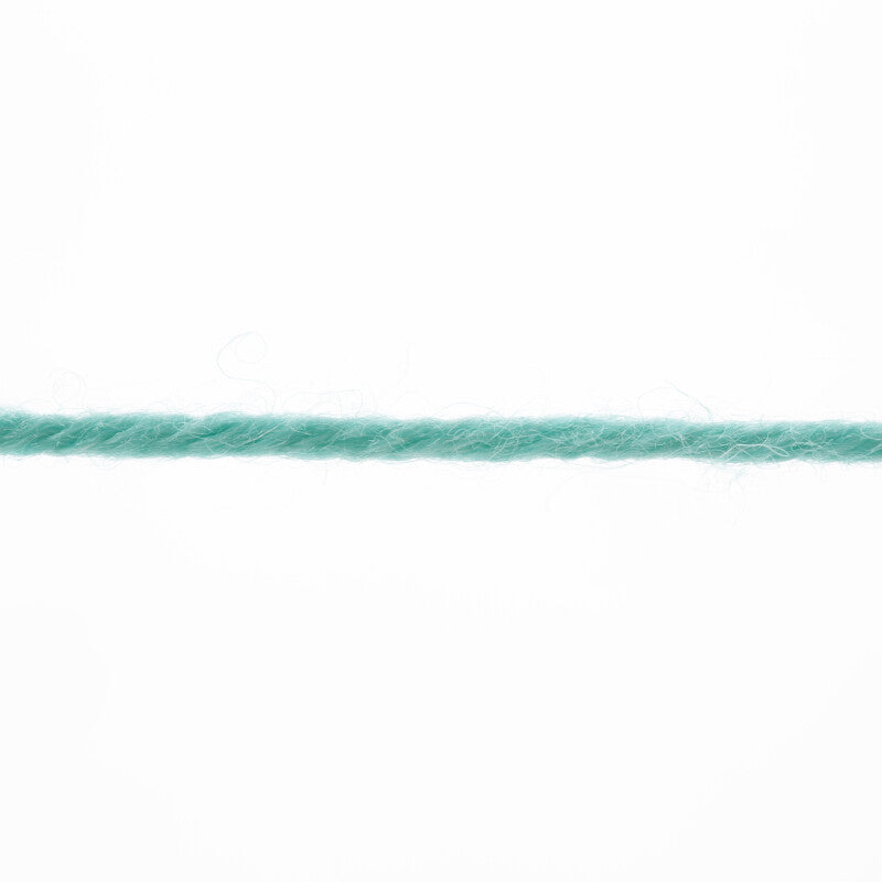 Lang Yarns Poseidon yarn, Reseda, colour 0073, detail photograph