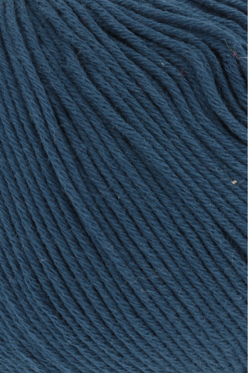 Lang Yarns Baby Cotton – 50g / 180m – Blue Marine (0035) – detail