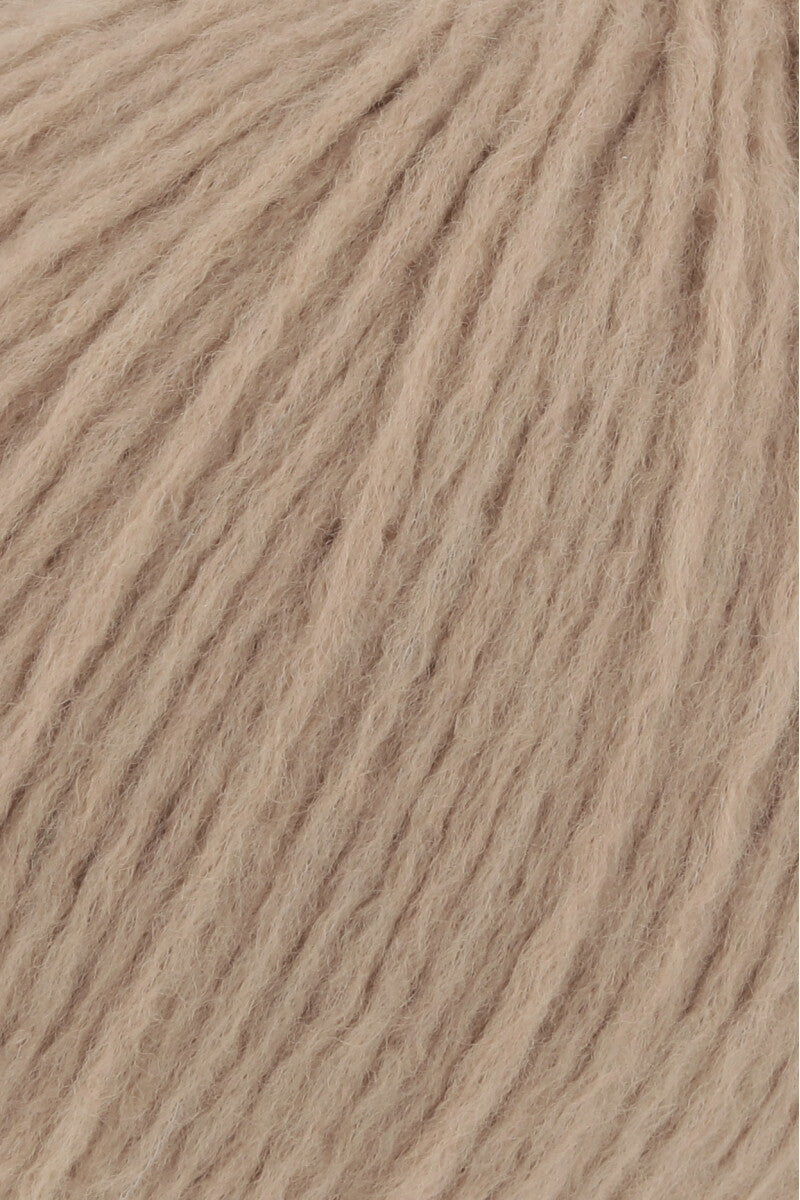 Lang Yarns Promise – 100g / 260m – Camel (0039) – detail