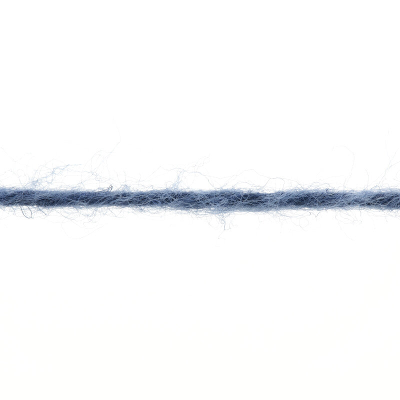 Lang Yarns Whisper – 50g / 125m – Blue (0006) – yarn texture