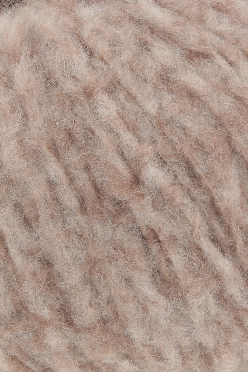 Lang Yarns Piuma – 50g / 175m – Camel (0039) – detail