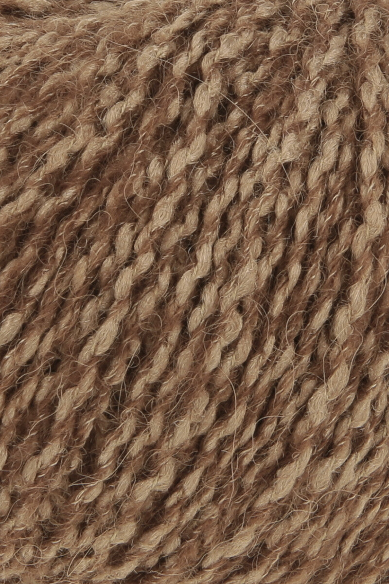 Lang Yarns Luma – 50g / 120m – Cognac (0011) – detail