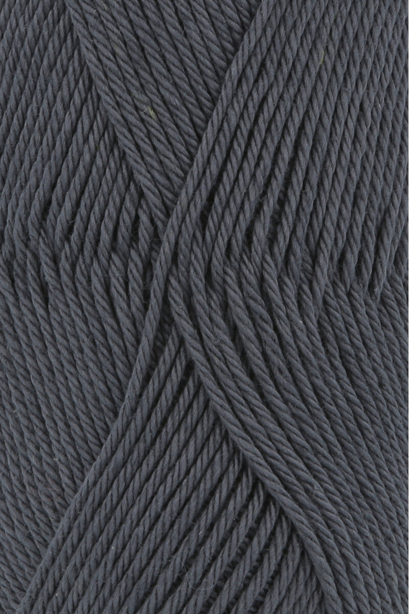 Lang Yarns Quattro – 50g / 120m – Anthracite (0070) – detail