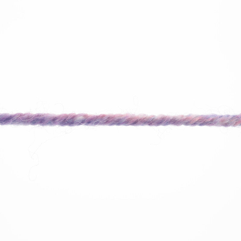 Lang Yarns Merino 120 Dégradé – 50g / 120m – Red/Purple (0004) – yarn texture