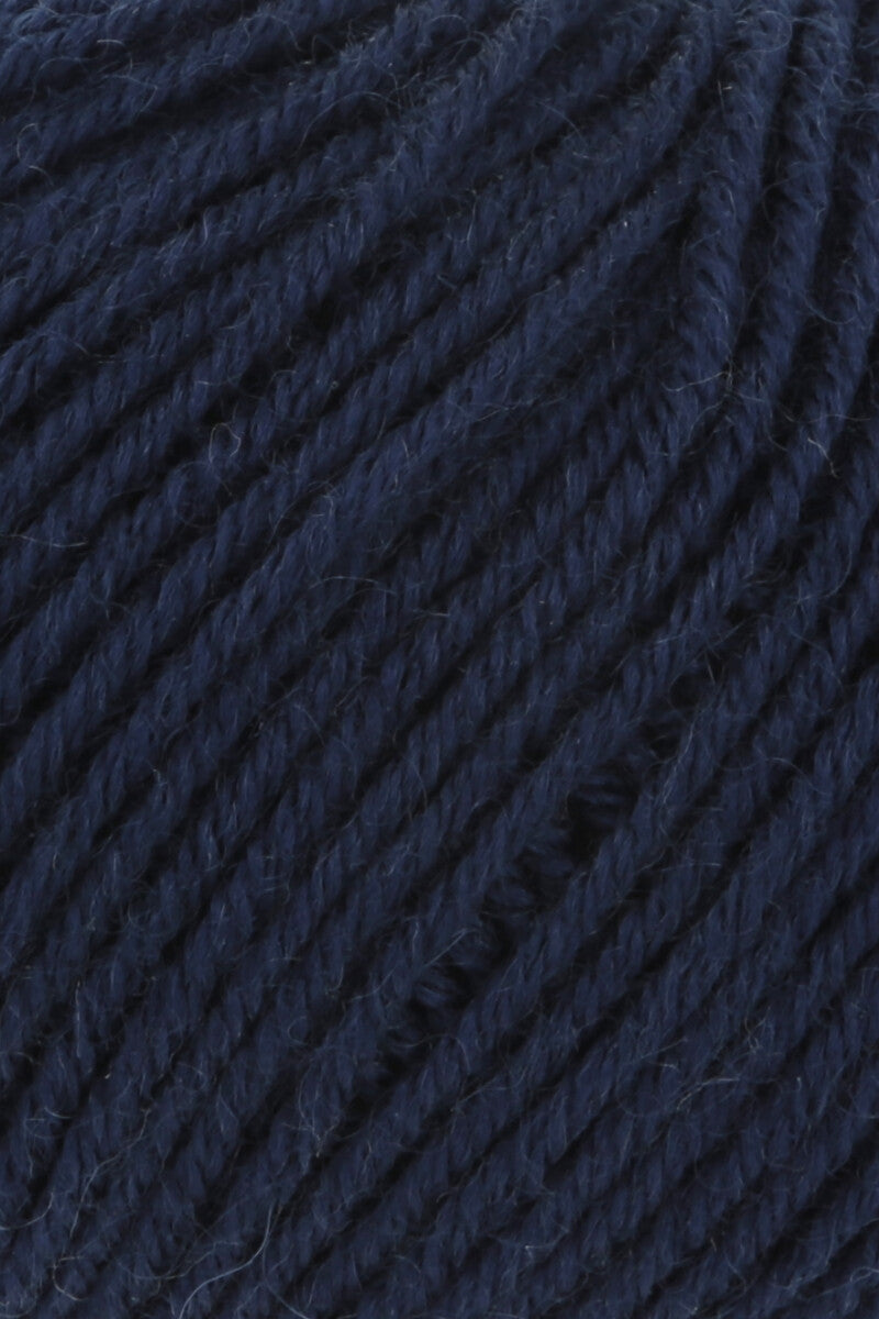 Lang Yarns Atlantis – 50g / 135m – Blue Marine (0035) – detail