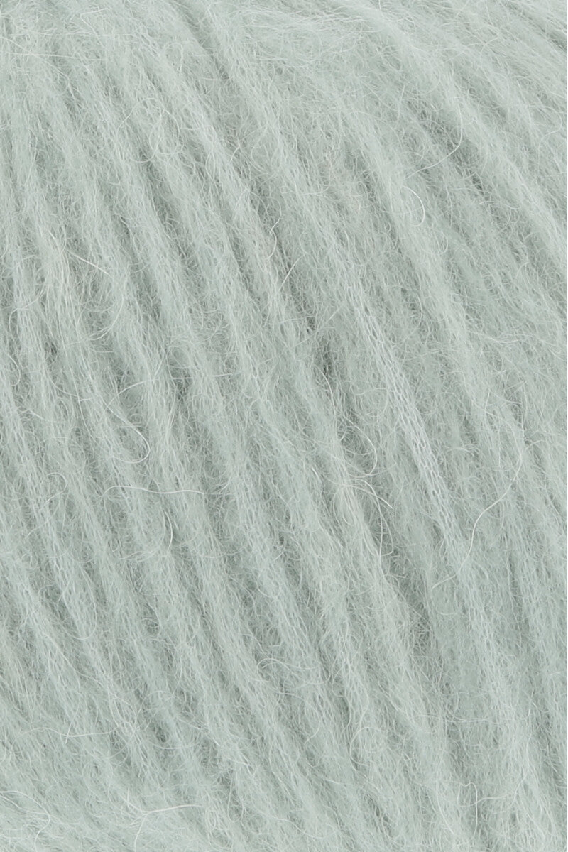Lang Yarns Malou Light – 50g / 190m – Sage (0092) – detail