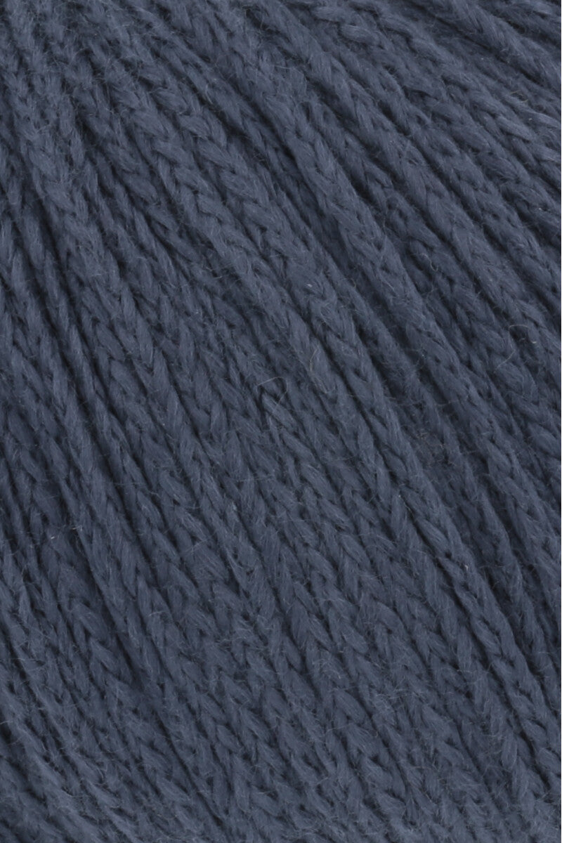 Lang Yarns Norma – 50g / 135m – Navy (0025) – detail