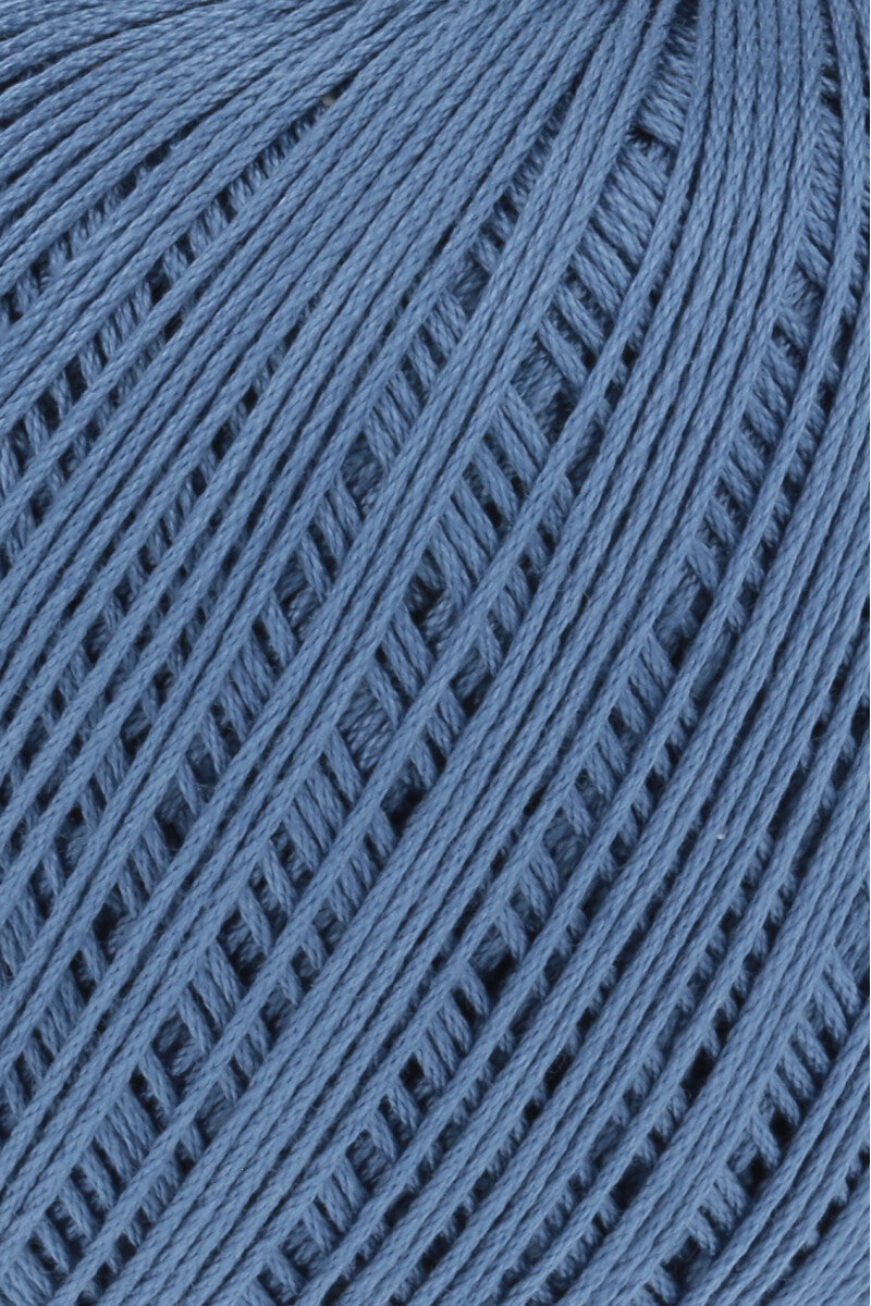 Lang Yarns Marisa – 100% Egyptian cotton yarn, 50g/210m – Dove Blue (0010) – detail