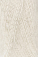 Lang Yarns Cashmere Dreams Yarn, 290m / 25g – Offwhite (0094), yarn texture