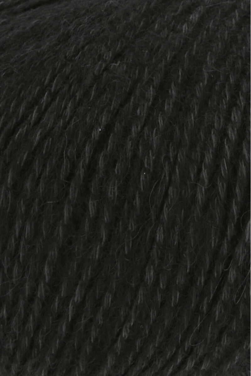 Lang Yarns Regina – 50g / 175m – Black (0004) – detail