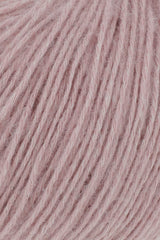 Lang Yarns Regina – 50g / 175m – Rosé (0019) – detail