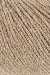 Lang Yarns Yak – 50g / 120m – Sand Mélange (0096) – detail