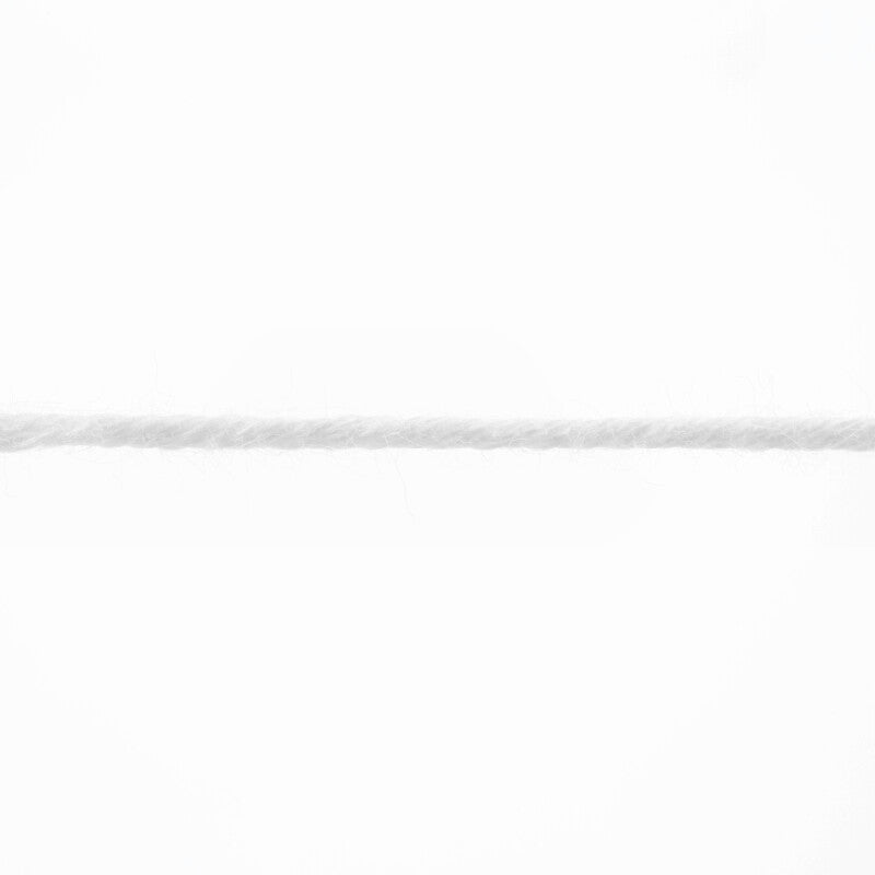 Lang Yarns Baby Cotton – 50g / 180m – White (0001) – yarn texture