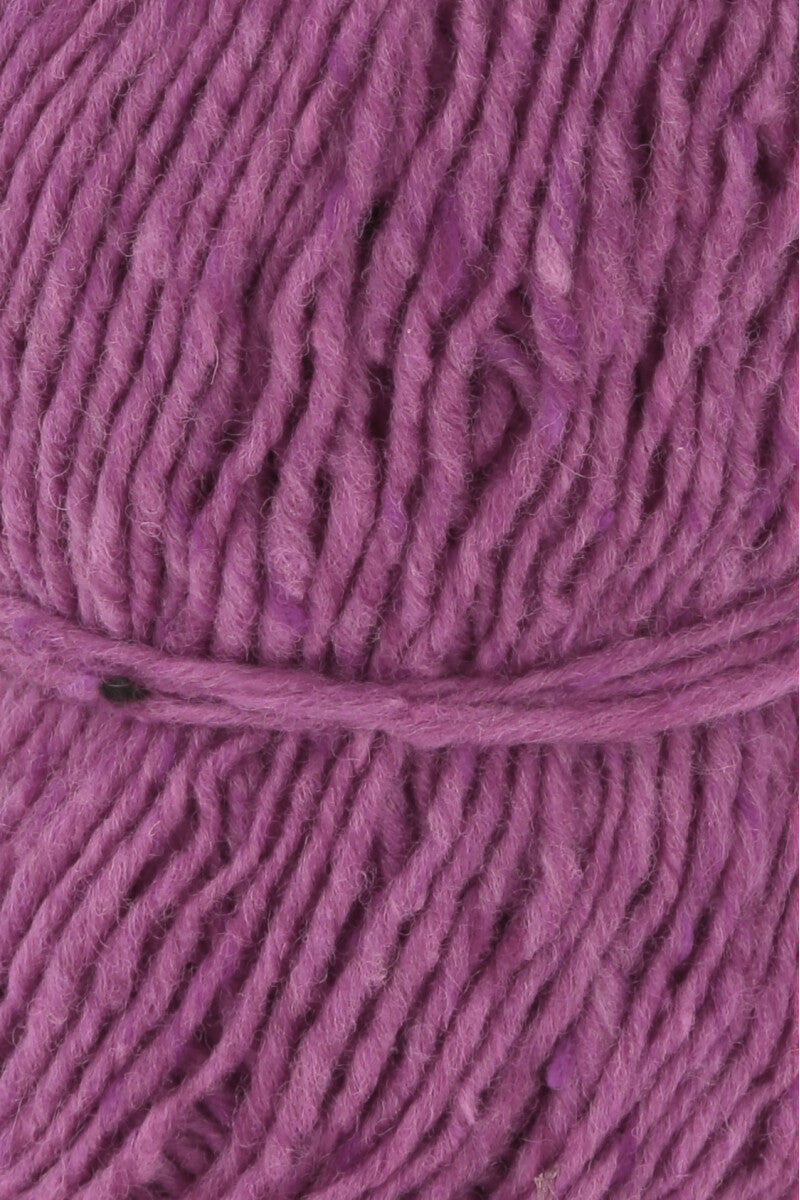 Lang Yarns Donegal Tweed+ Yarn, 105m / 50g – Pink (0065), yarn texture