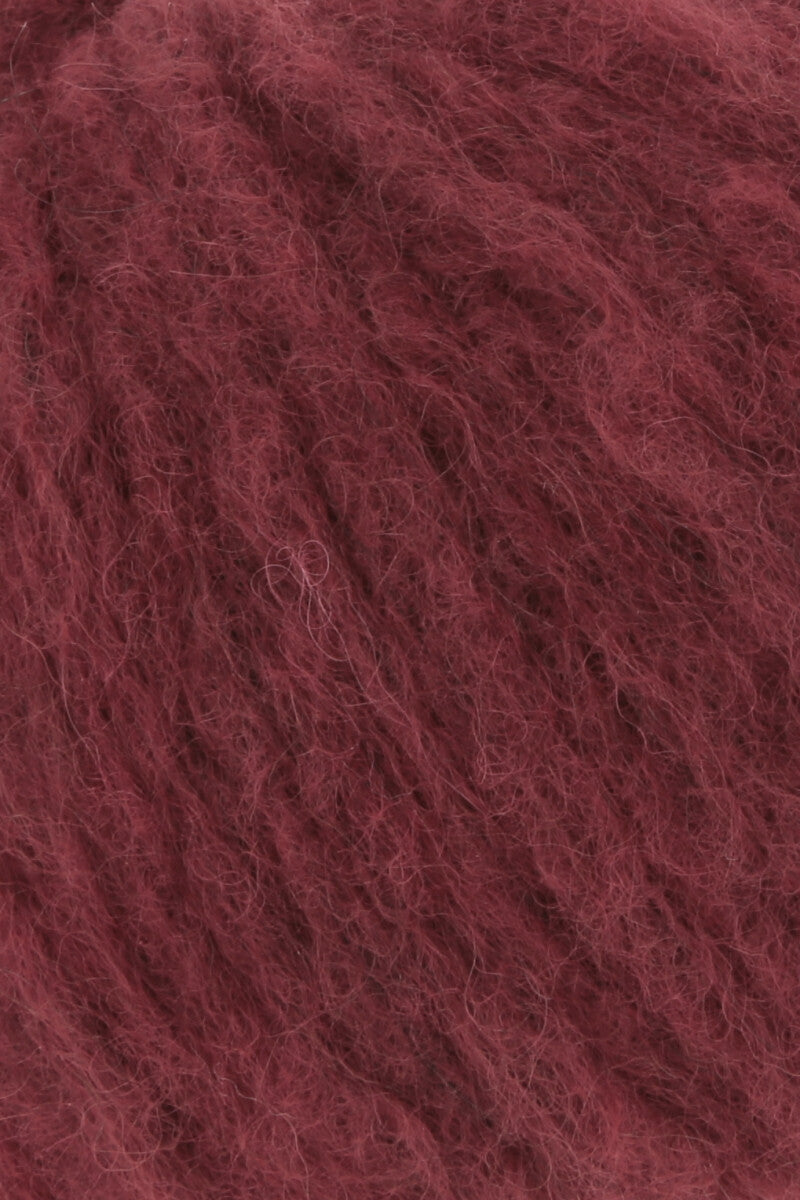 Lang Yarns Baby Lama – 50g / 120m – Bordeaux (0064) – detail