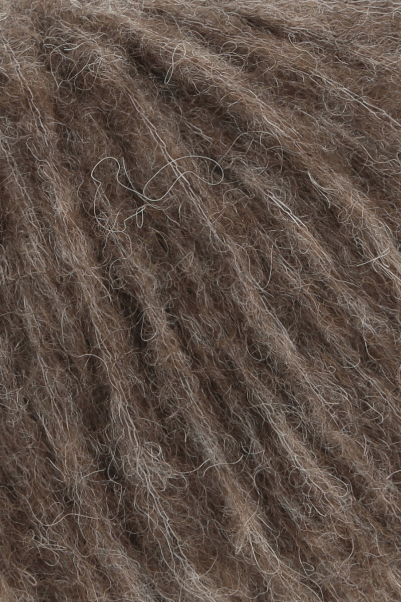 Lang Yarns Baby Lama – 50g / 120m – Plae Brown (0096) – detail