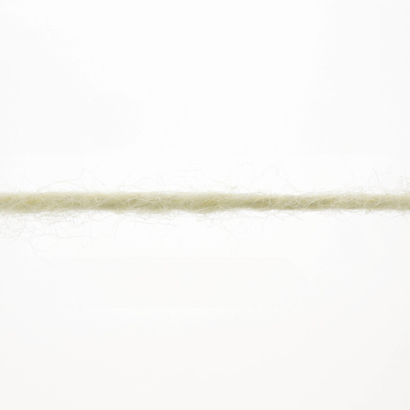 Lang Yarns Whisper – 50g / 125m – Light Yellow (0013) – yarn texture