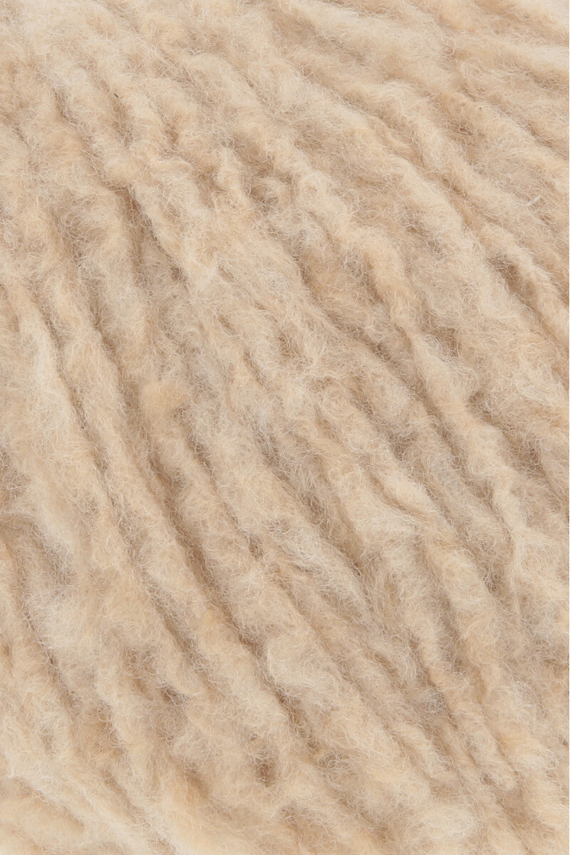 Lang Yarns Piuma – 50g / 175m – Beige (0026) – detail