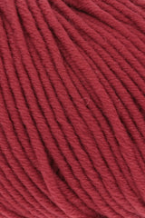 Lang Yarns Merino+ – 50g / 90m – Red (0060) – detail