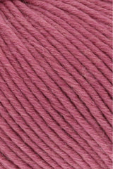 Lang Yarns Merino+ – 50g / 90m – Raspberry Mélange (0265) – detail