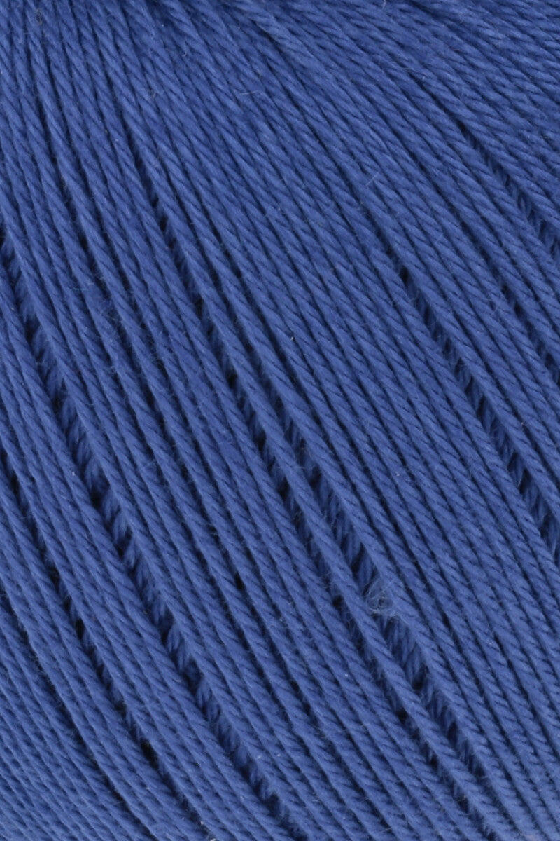 Lang Yarns Schulgarn 10/4 – 100% cotton yarn, 50g/160m – Royal (0006) – detail
