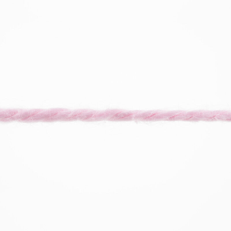 Lang Yarns Tissa – 50g / 80m – Rose (0009) – yarn texture