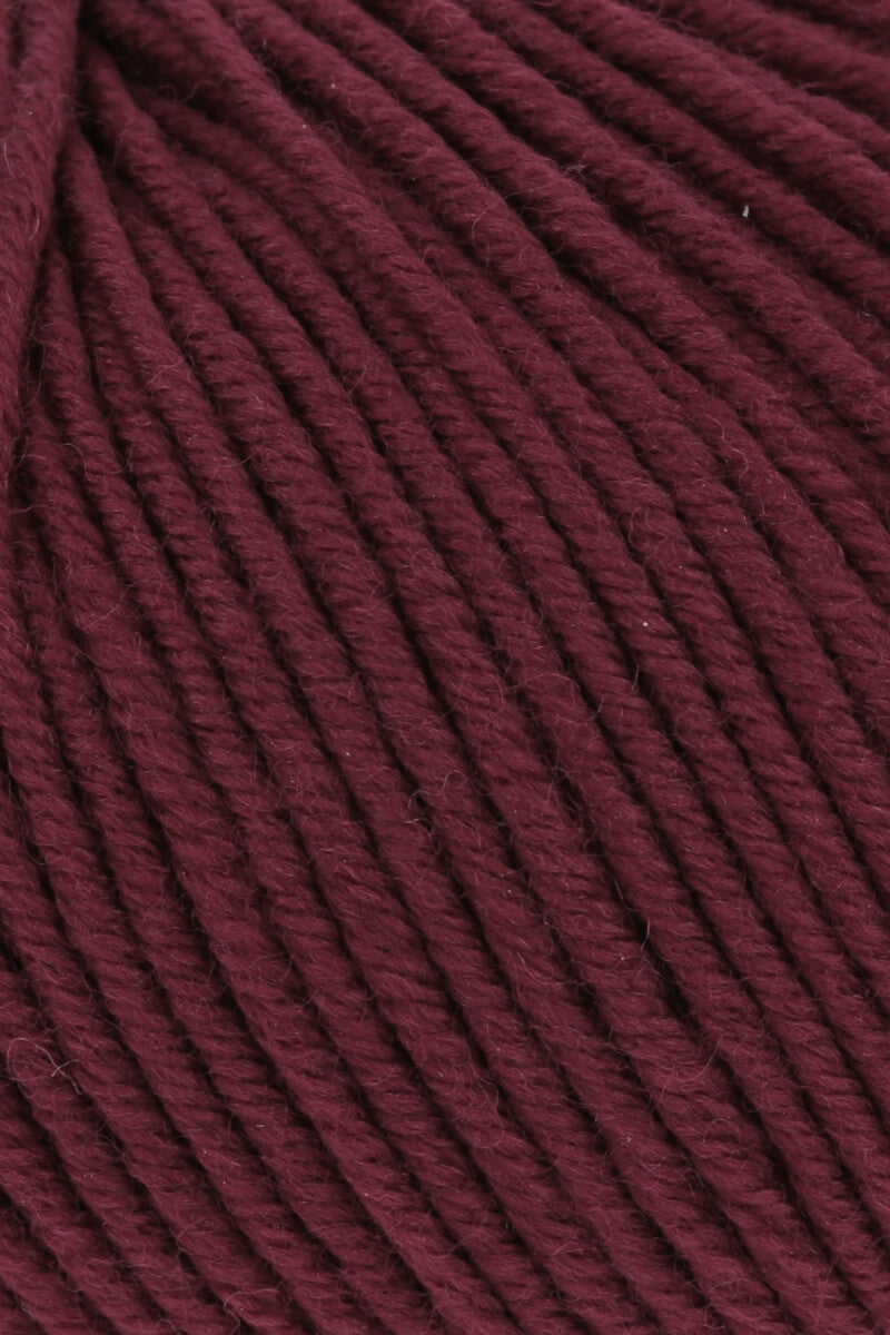 Lang Yarns Merino 120 Yarn, 120m / 50g – Dark Red (0163), yarn texture