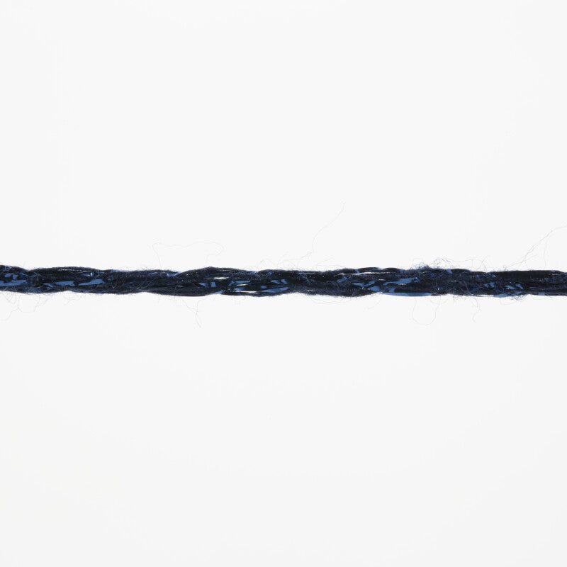 Lang Yarns Lamé Soft – 50g / 190m – Navy (0025) – yarn texture