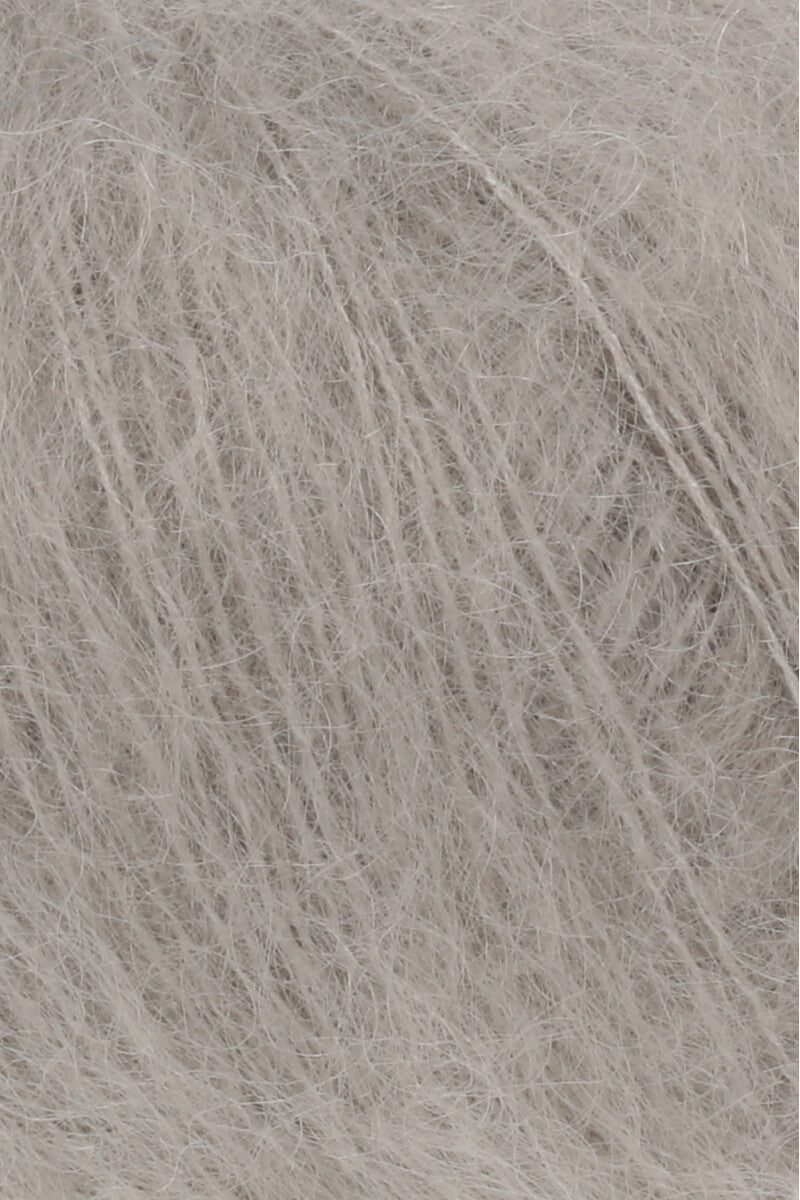 Lang Yarns Mohair Luxe Yarn, 175m / 25g – Sand (0096), yarn texture