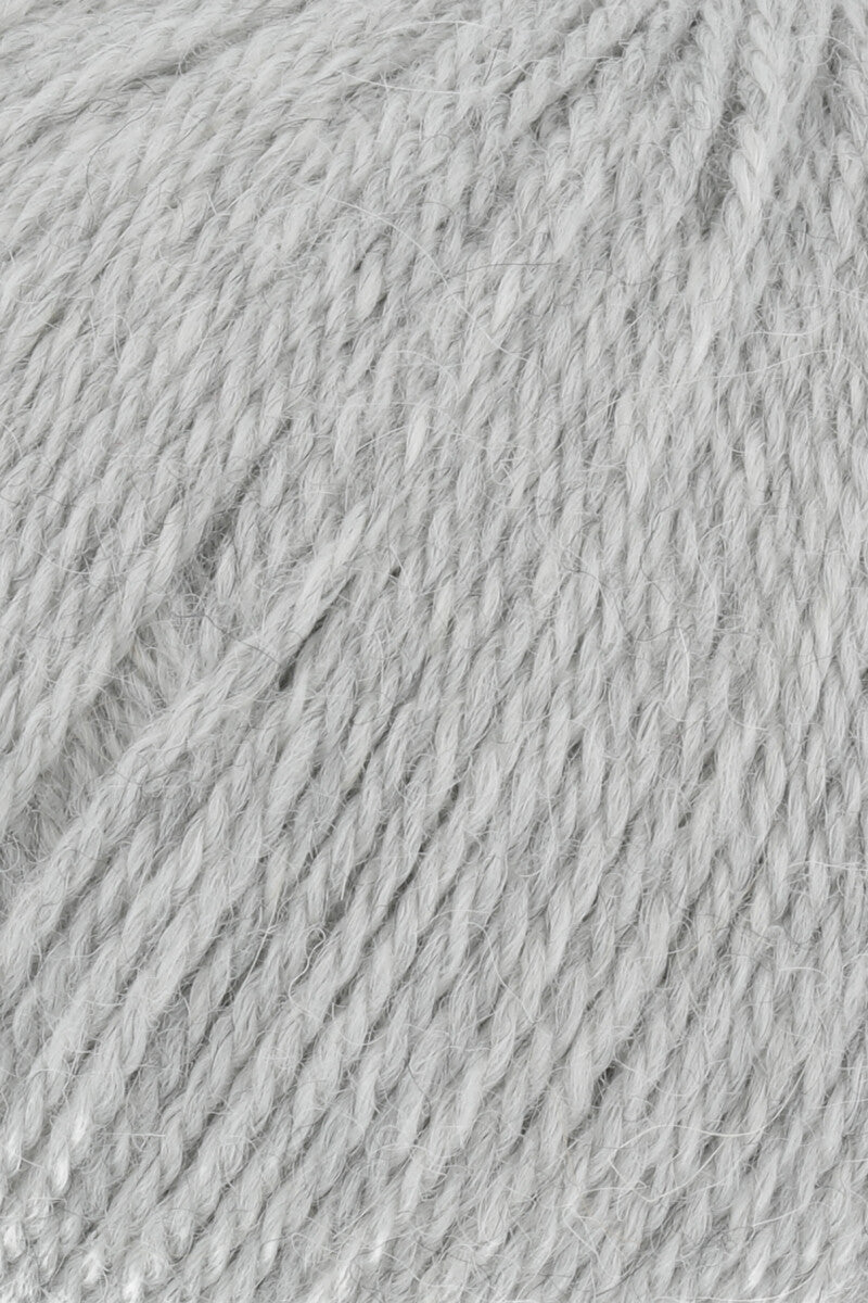 Lang Yarns Baby Alpaca Yarn, 170m / 50g – Light Grey Mélange (0003), yarn texture