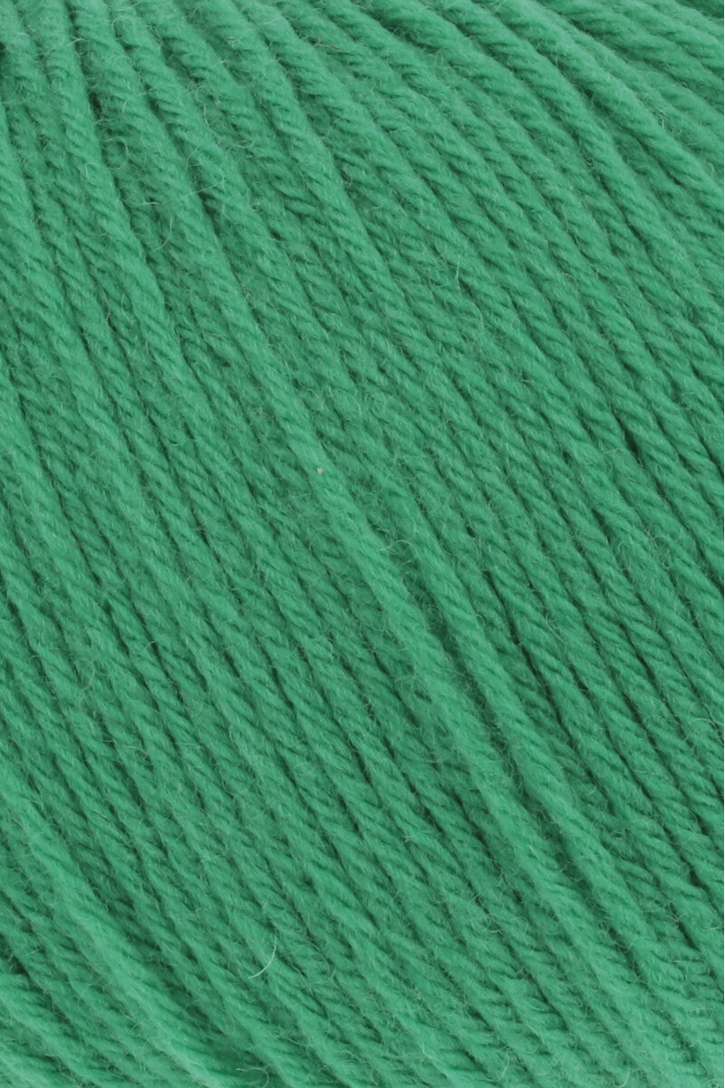 Lang Yarns Merino 200 Bébé Yarn, 203m / 50g – Green (0317), yarn texture