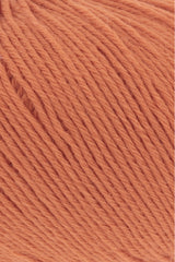 Lang Yarns Merino 200 Bébé Yarn, 203m / 50g – Orange (0359), yarn texture