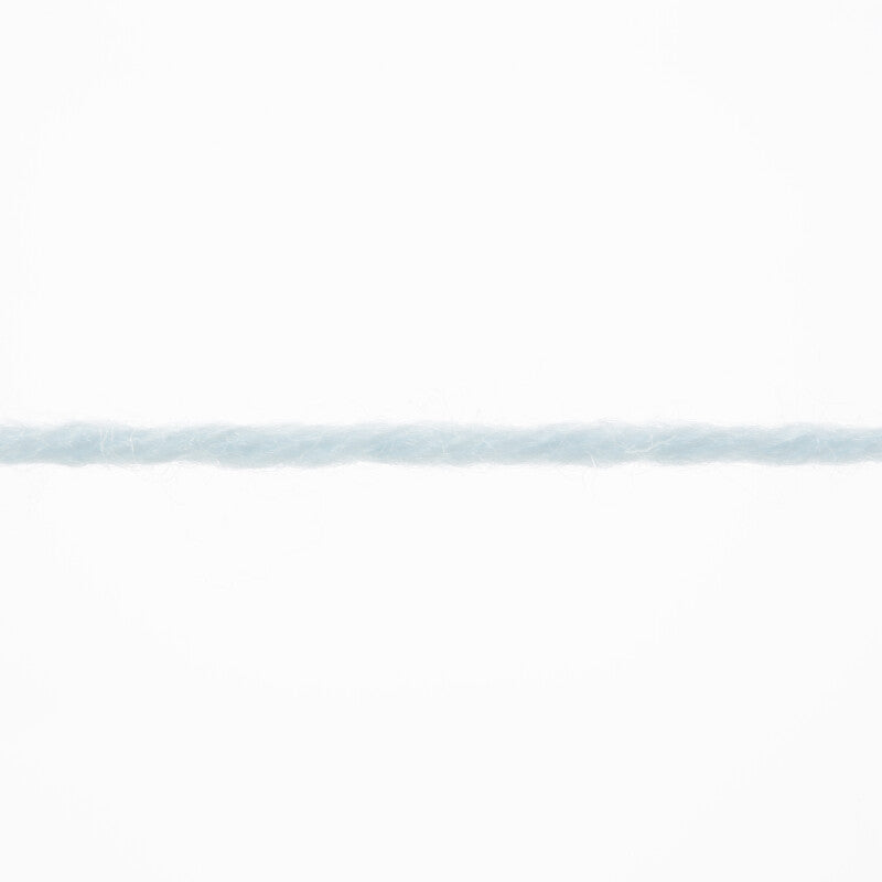 Lang Yarns Merino 200 Bébé Yarn, 203m / 50g – Ice Blue (0371), yarn strand
