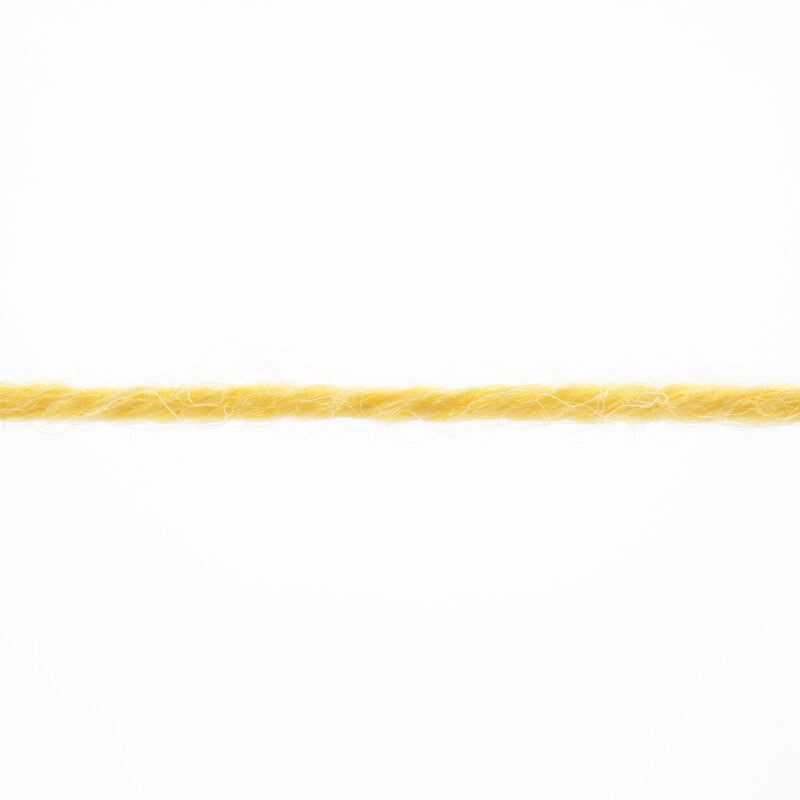 Lang Yarns Atlantis – 50g / 135m – Yellow (0049) – yarn texture