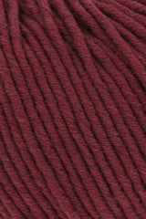 Lang Yarns Merino 50 – 100g / 90m – Dark Red Mélange (0362) – detail