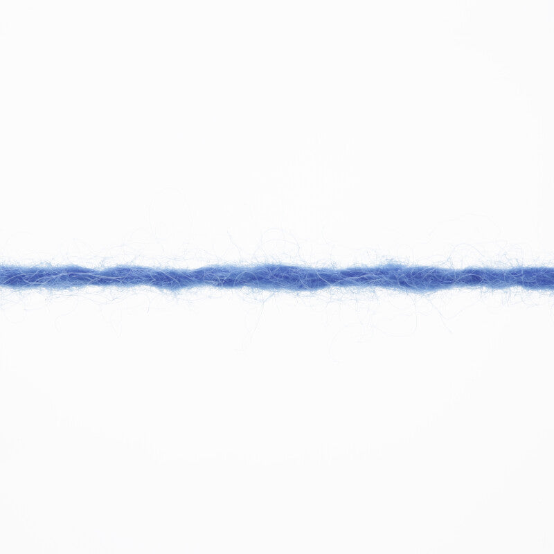 Lang Yarns Cashmere Premium Yarn, 115m / 25g – Royal (0006), yarn strand