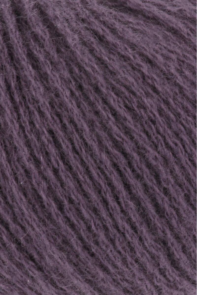 Lang Yarns Cashmere Premium Yarn, 115m / 25g – Eggplant Mélange (0180), yarn texture