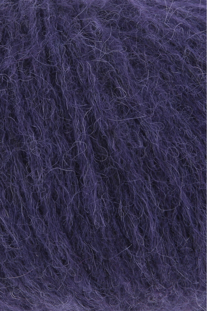 Lang Yarns Malou Light – 50g / 190m – Royal Purple (0190) – detail