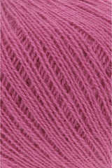 Lang Yarns Cashmere Extra Lace – 25g / 320m – Pink (0065) – detail