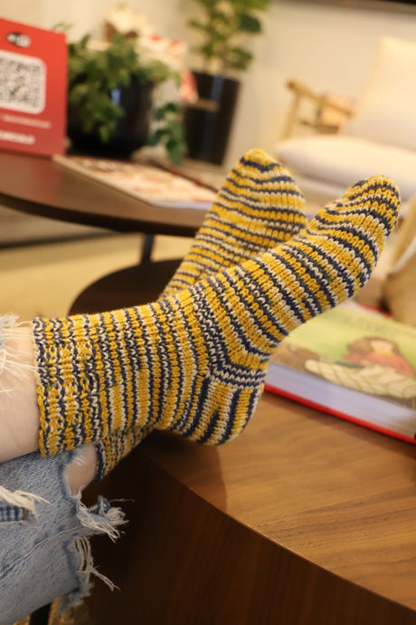 Let It Sock! – Circulo Sock Yarn Kit (94% Brazilian Cotton, 6% Elastane) - Leo Hobby Marketplace